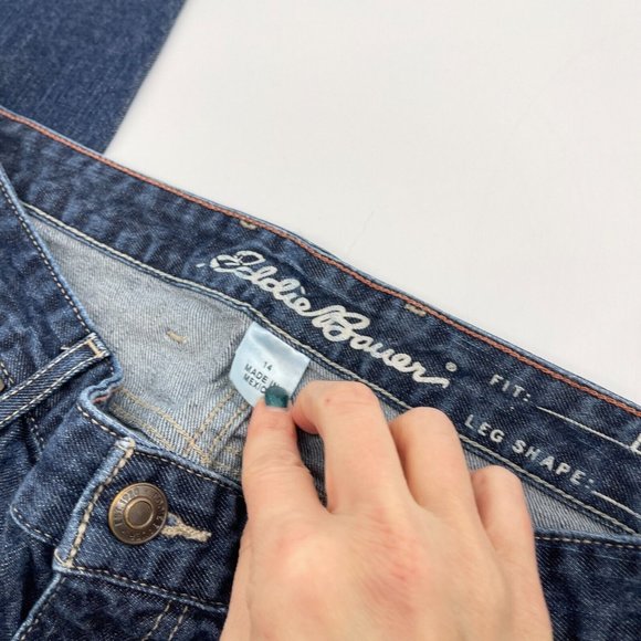 Eddie Bauer Jeans 14 Womens Straight Leg Natural Denim Blue Casual Plus Preppy - Picture 9 of 16